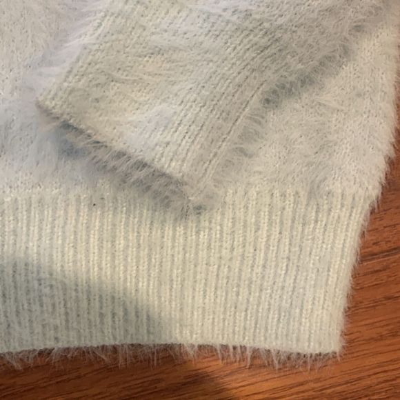 Miss Sparkling Fuzzy Yin-Yang 90's Vibe Turquoise Sweater Size L Crew Neck SOFT - Picture 6 of 9